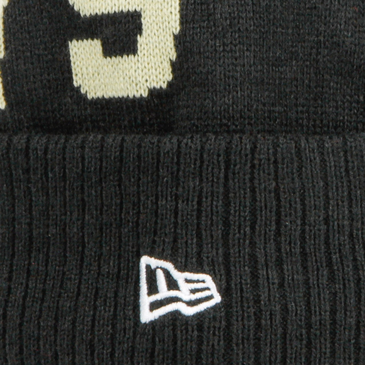 New Era, Cappello Pom Pom Uomo Onf19 Sport Knit Road Neosai, 