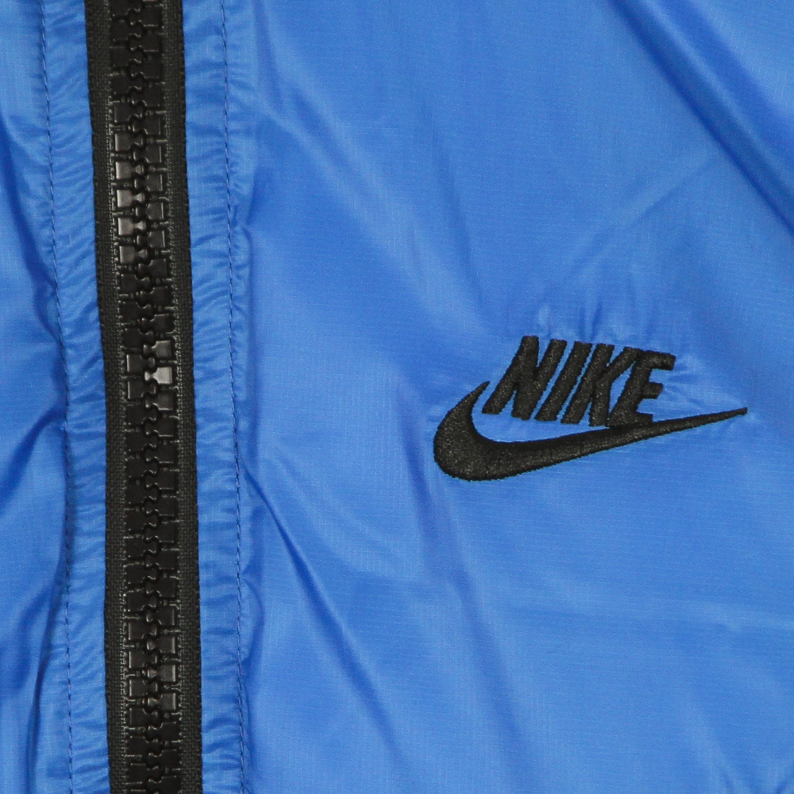 Nike, Piumino Ragazzo Therma Fit Synthetic Fill Windrunner Hooded Jacket, 