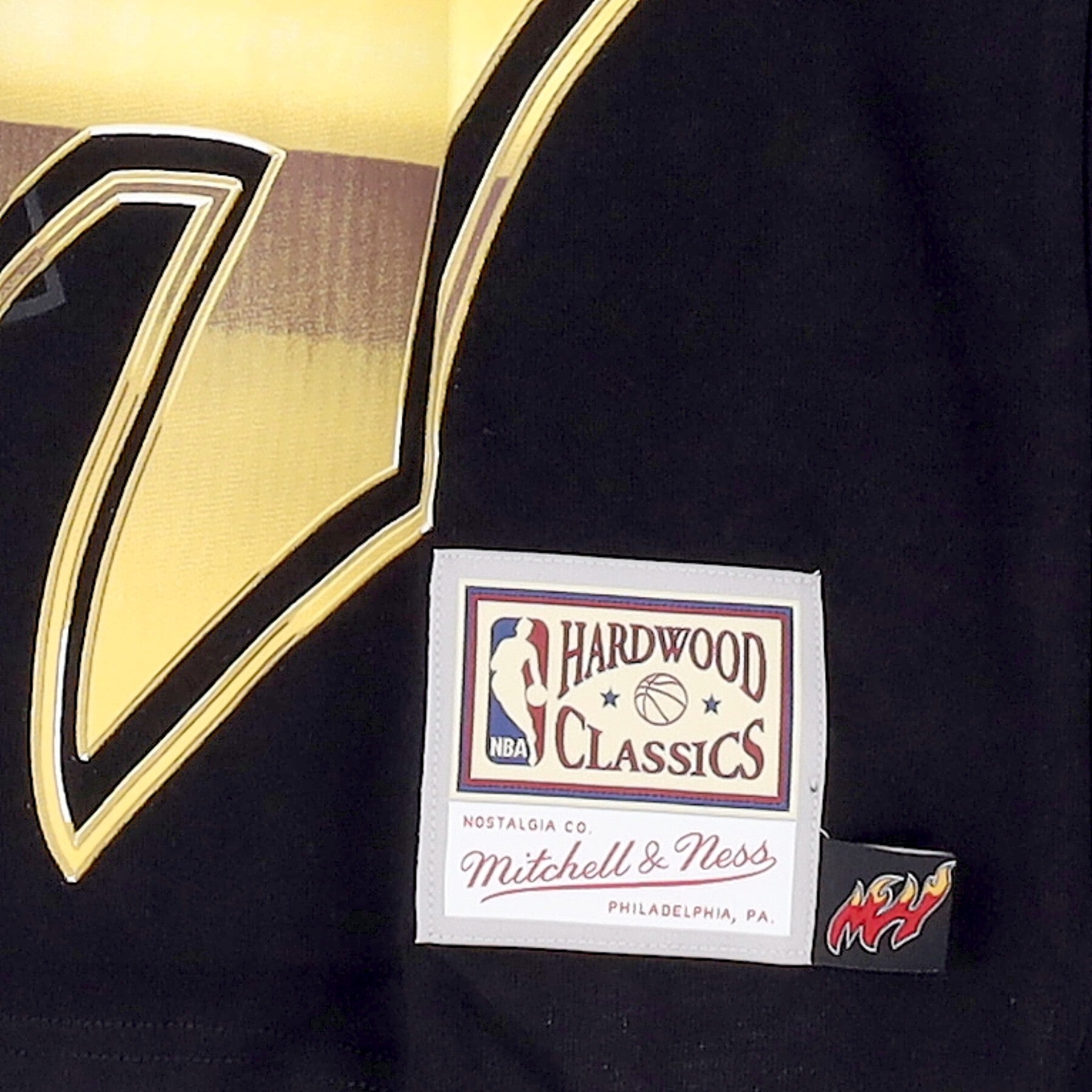 Mitchell & Ness, Maglietta Uomo Nba Big Face 4.0 Tee Hardwood Classics Miahea, 