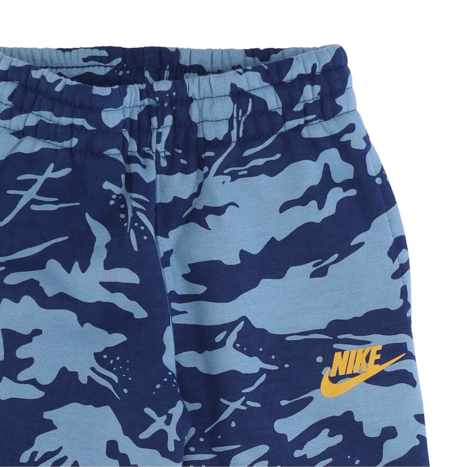Nike, Pantalone Tuta Felpato Bambino Club Camo Fleece Pant, 