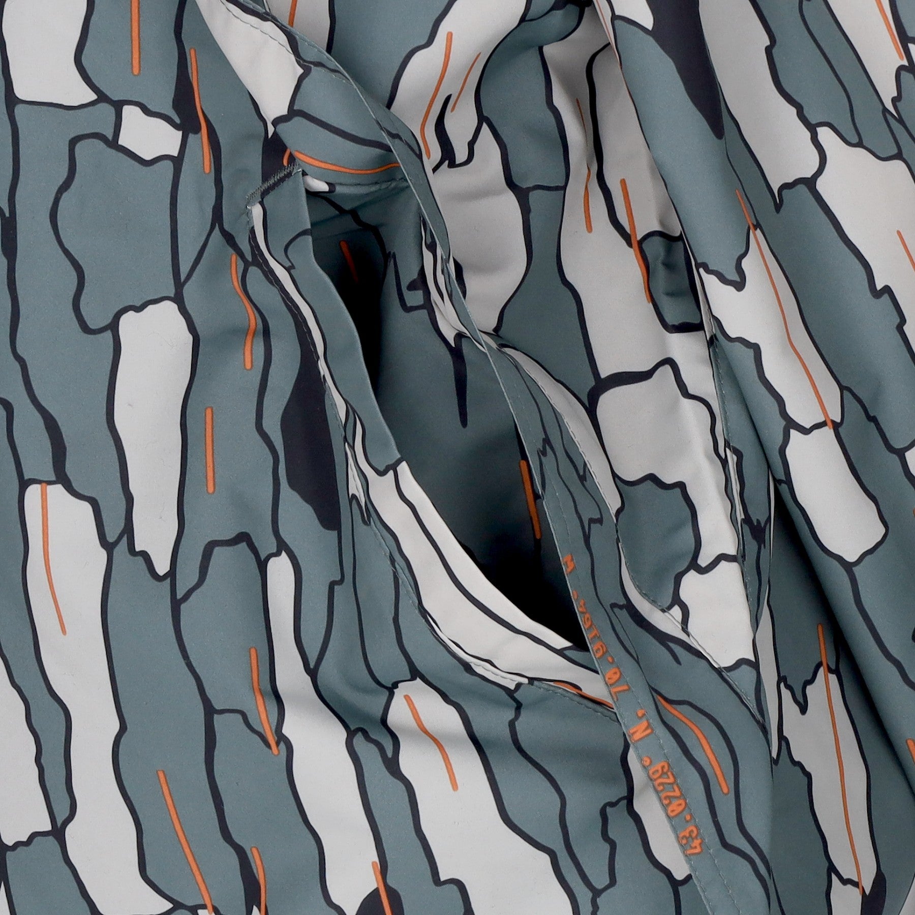 Men's Pull-On Windbreaker Anorak Camo Jacket Camo Tree Bark Print