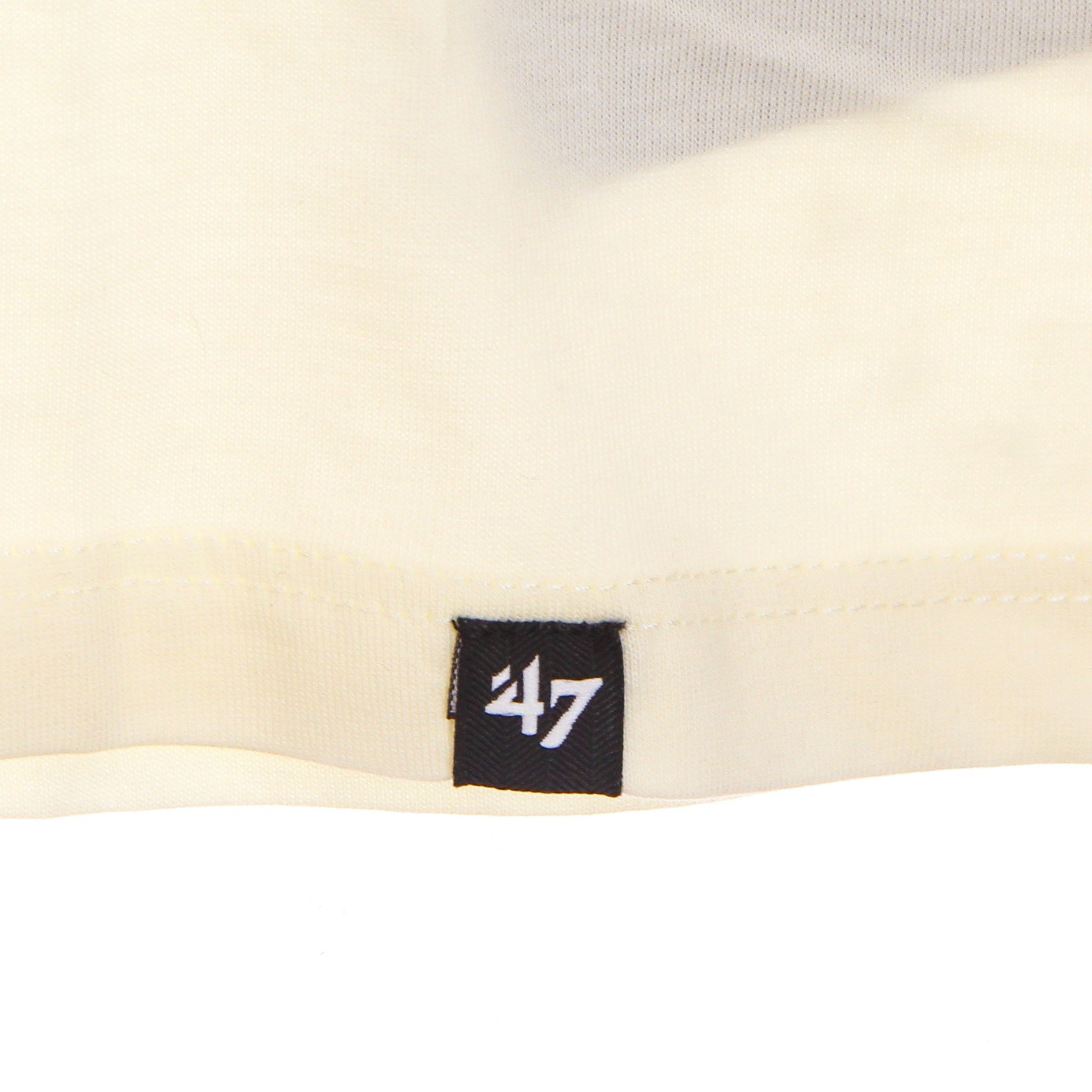 Maglietta Uomo Mlb Imprint Echo Tee Neyyan Cream/black BB017TEMIME544104CL