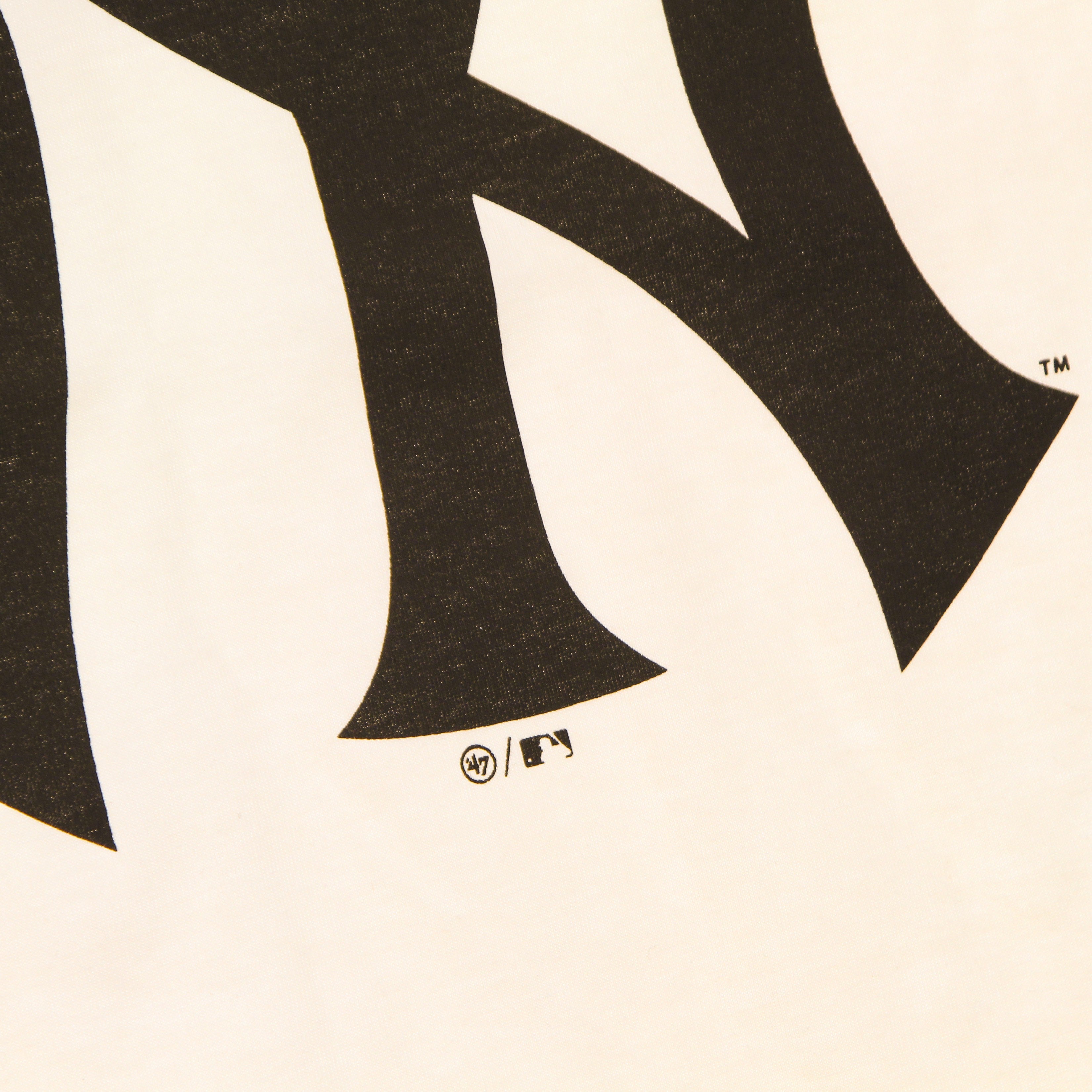 Maglietta Uomo Mlb Imprint Echo Tee Neyyan Cream/black BB017TEMIME544104CL