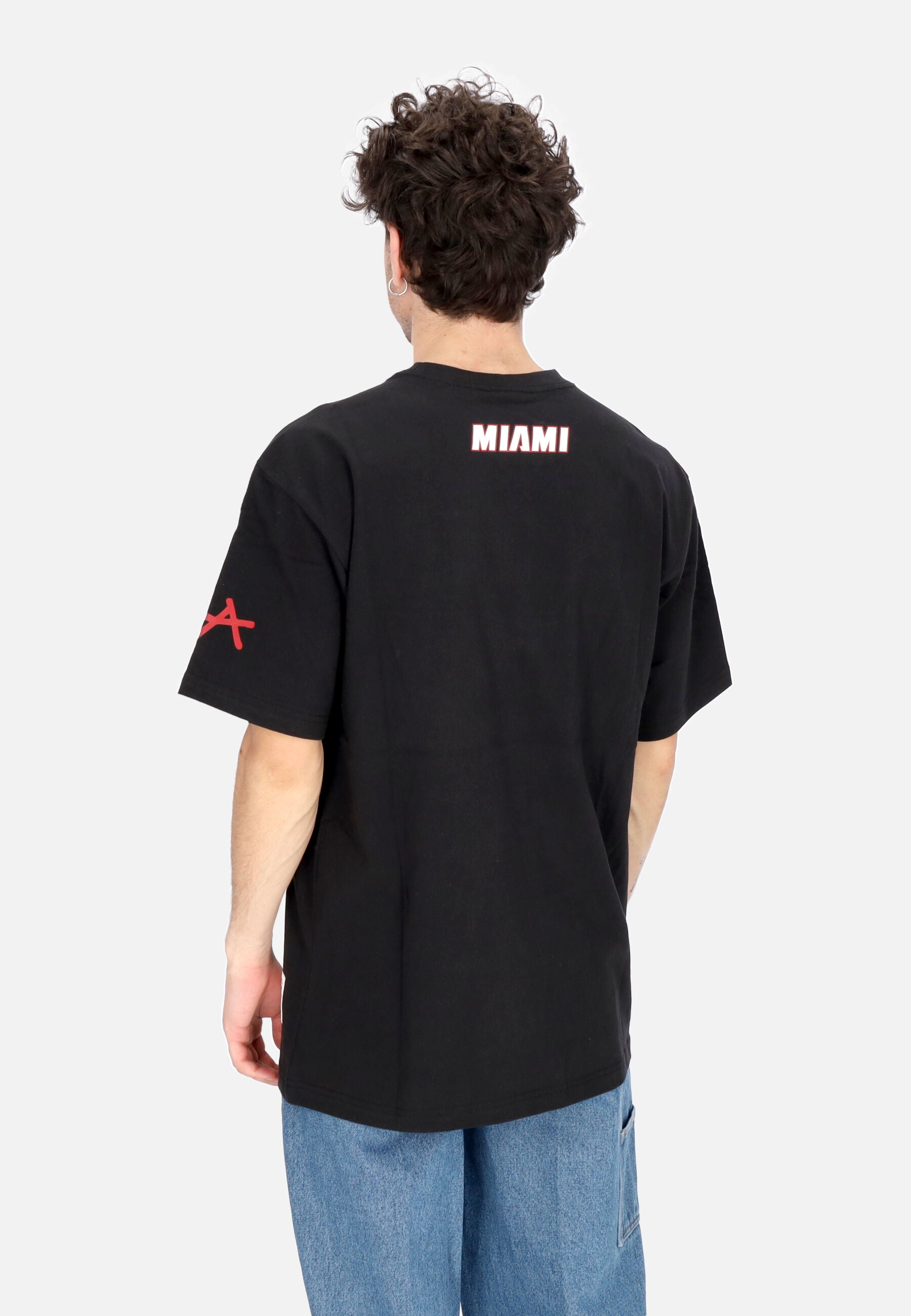 Maglietta Uomo Nba Heavyweight Premium Player Vintage Logo Tee Dwyane Wade Miahea Black TCRW6611-MHEYYDWABLCK