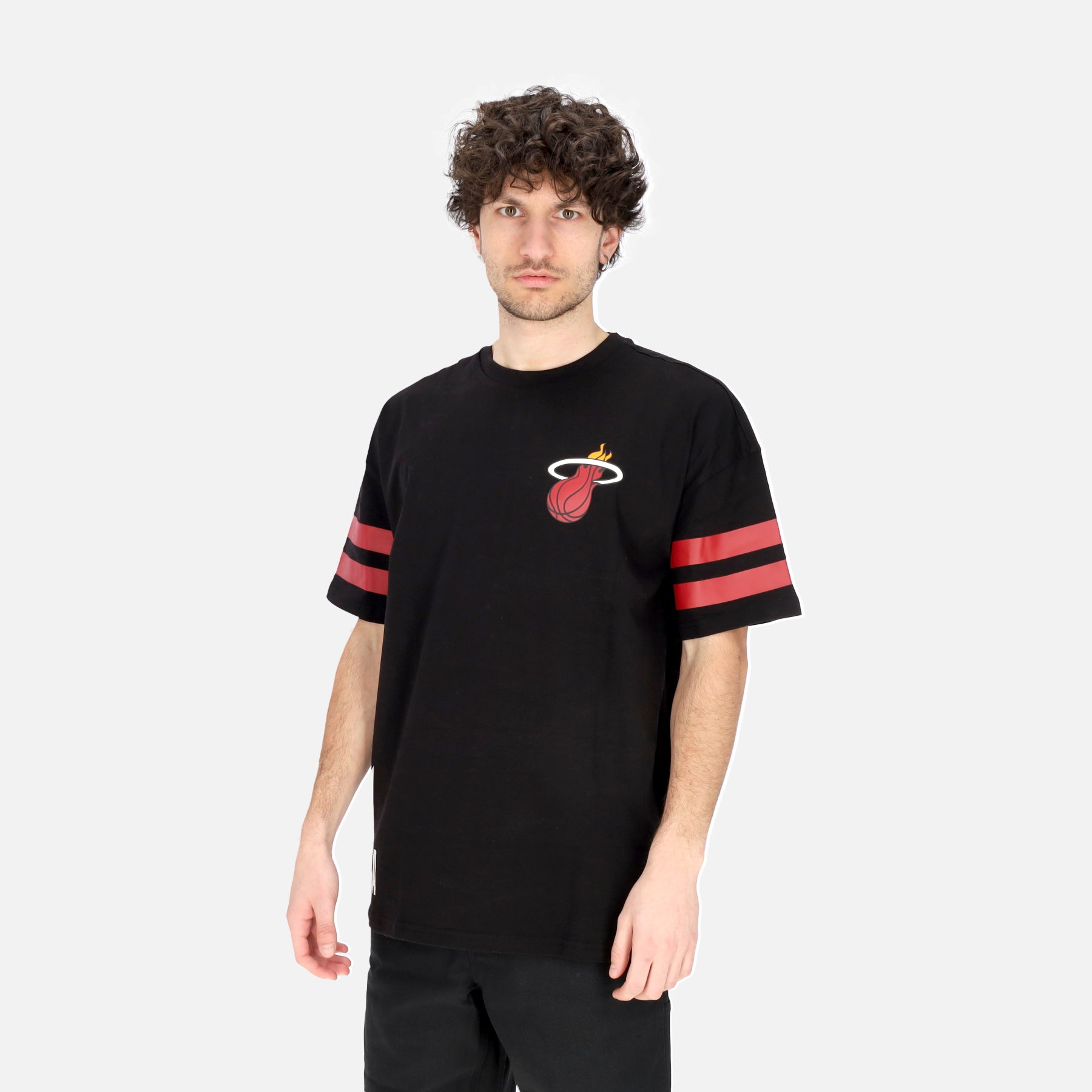 Maglietta Uomo Nba Arch Graphic Oversize Tee Miahea Black/print Red 60435438
