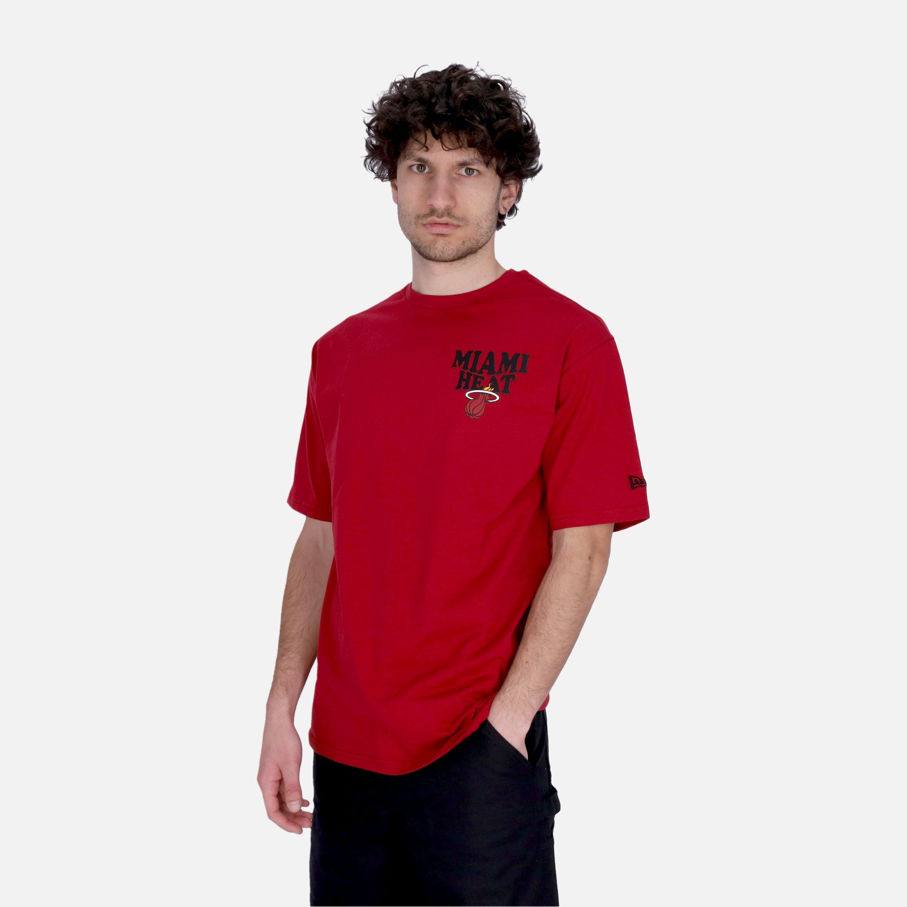 Maglietta Uomo Nba Script Oversize Tee Miahea Print Red/white 60435519